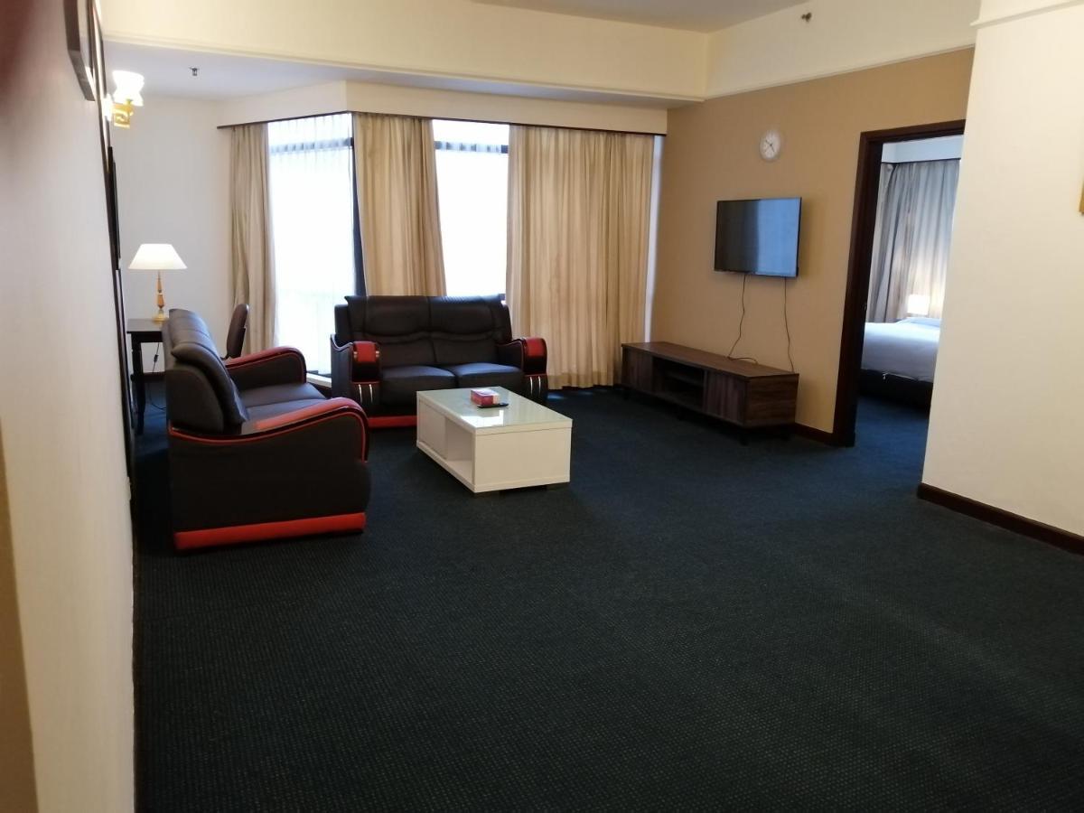 Kl Landmark Apartment At Berjay Times Square Kuala Lumpur Luaran gambar