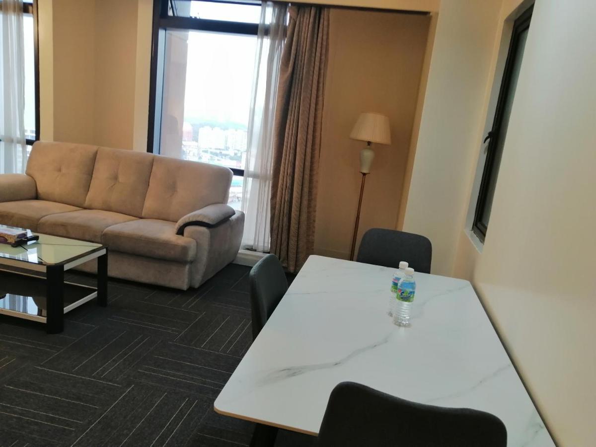 Kl Landmark Apartment At Berjay Times Square Kuala Lumpur Luaran gambar