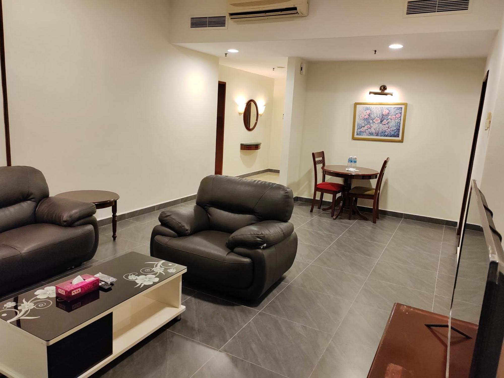 Kl Landmark Apartment At Berjay Times Square Kuala Lumpur Luaran gambar