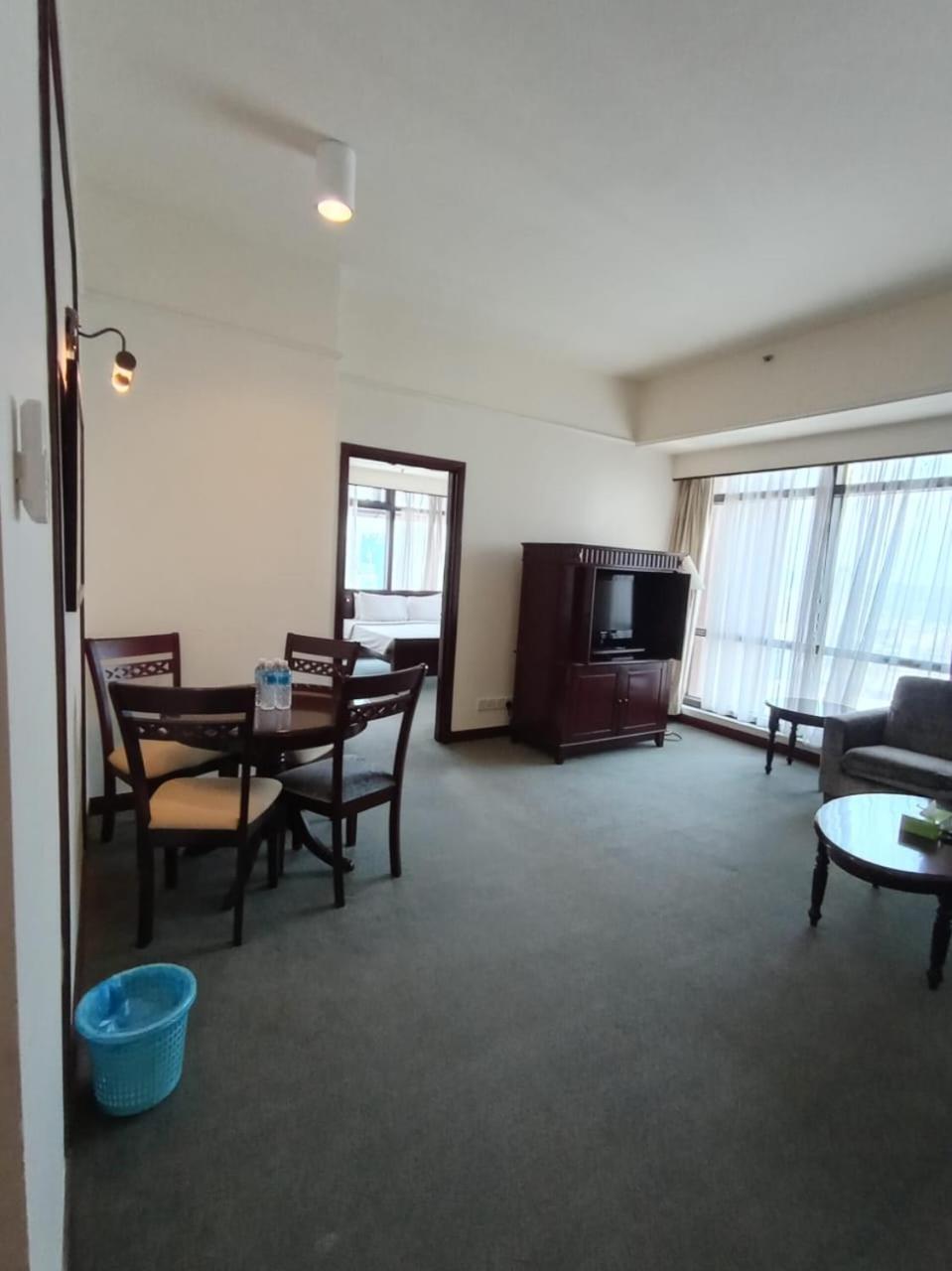 Kl Landmark Apartment At Berjay Times Square Kuala Lumpur Luaran gambar