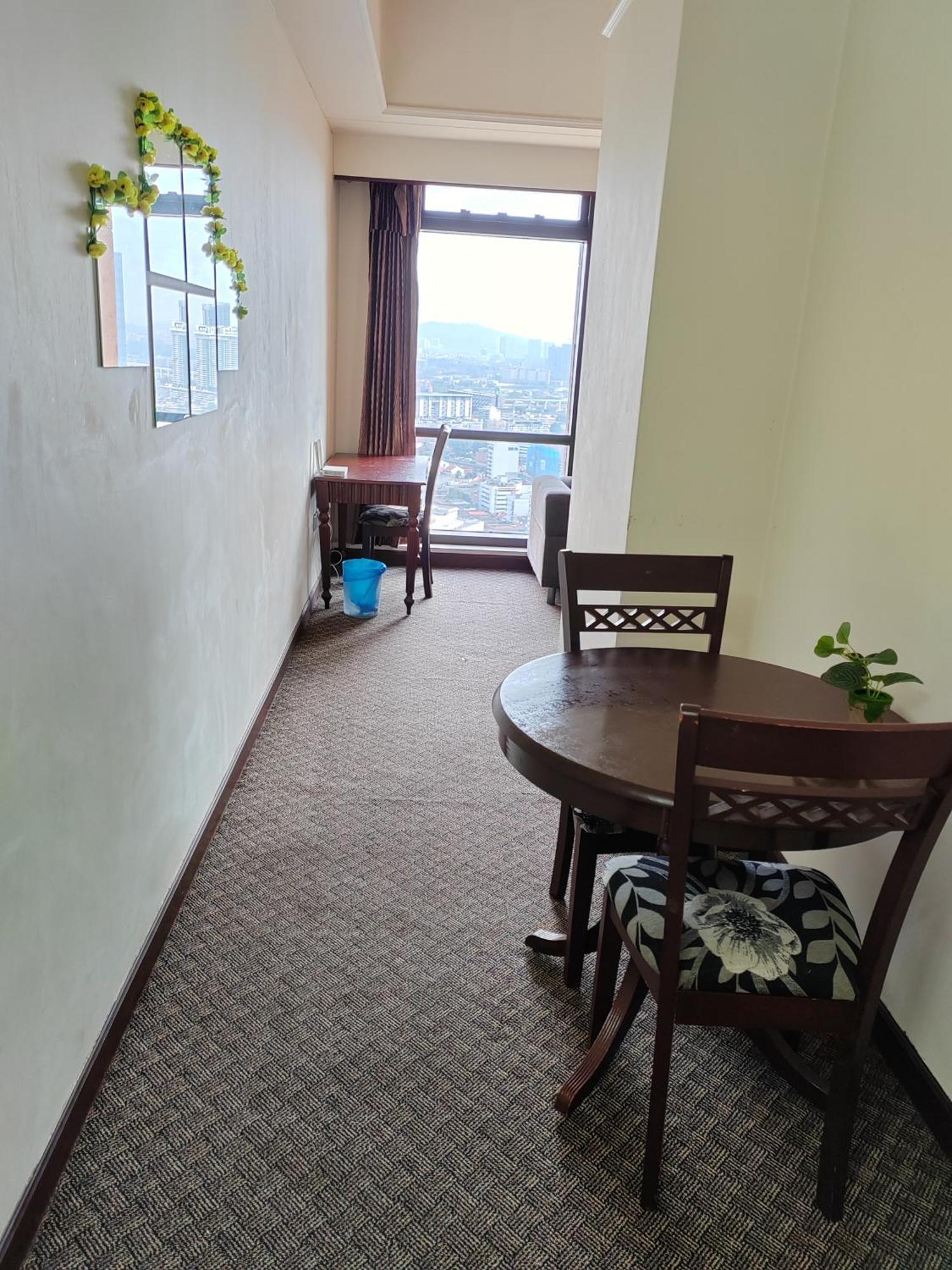 Kl Landmark Apartment At Berjay Times Square Kuala Lumpur Luaran gambar